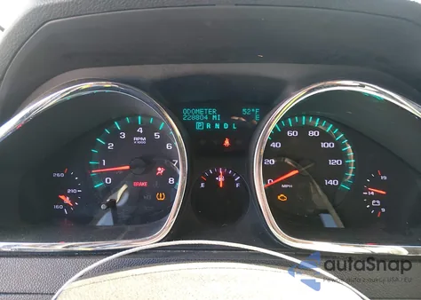 2011 Chevrolet Traverse 1Lt z USA, uszkodzony, nr VIN 1GNKRGED2BJ216357